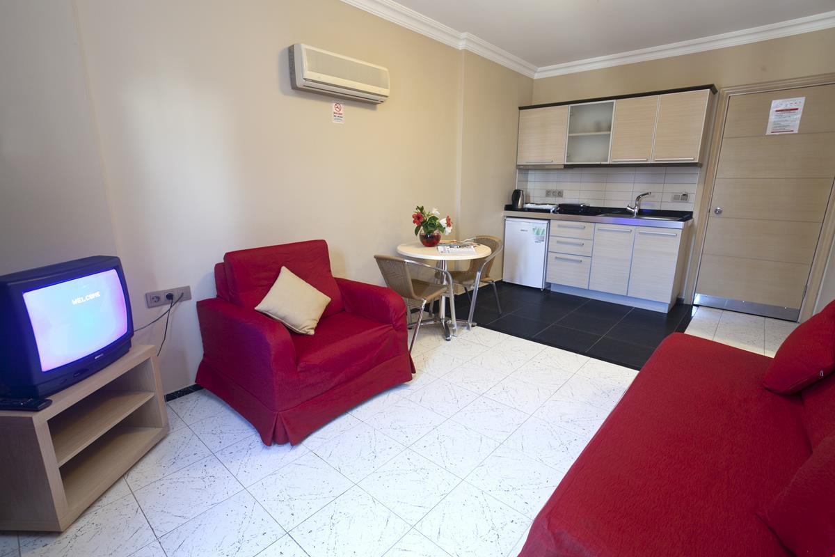 Candan Apart Marmaris Exterior photo