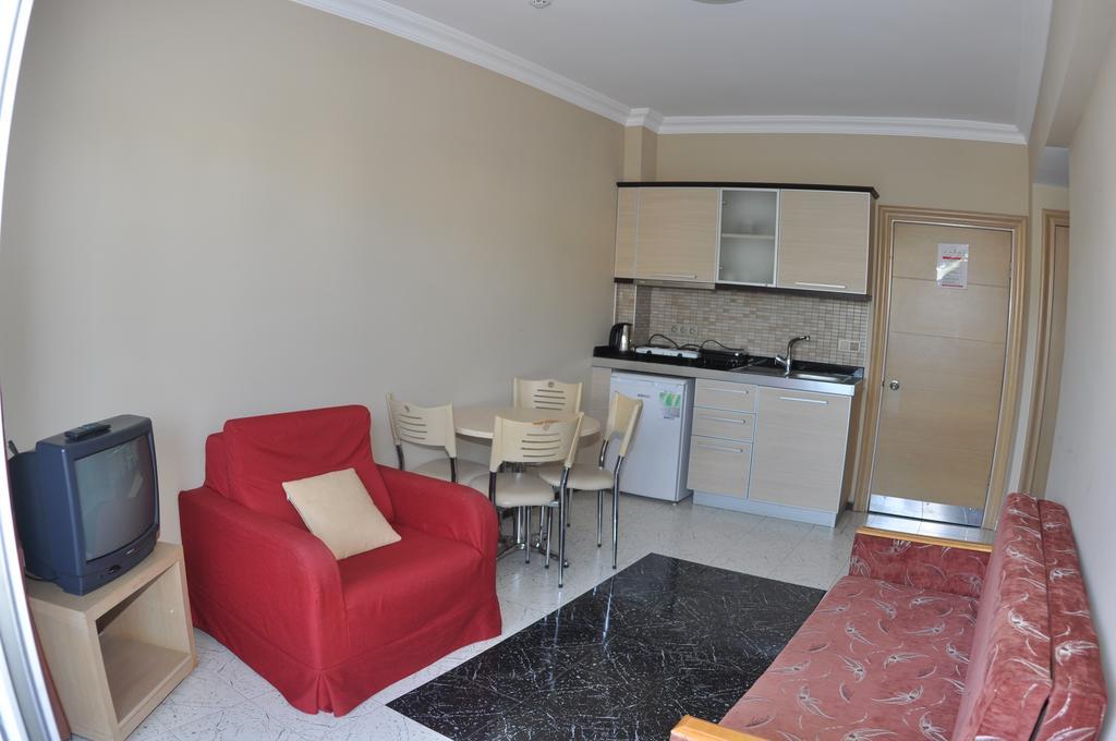 Candan Apart Marmaris Exterior photo